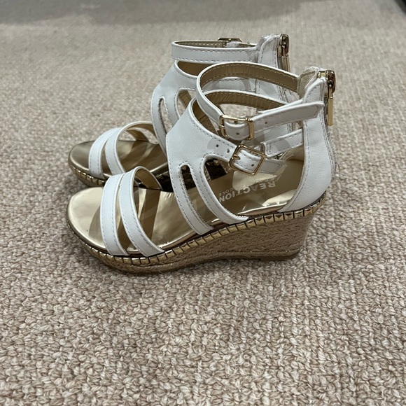 Kenneth Cole reaction girls sandal wedges size 12 - Picture 3 of 7